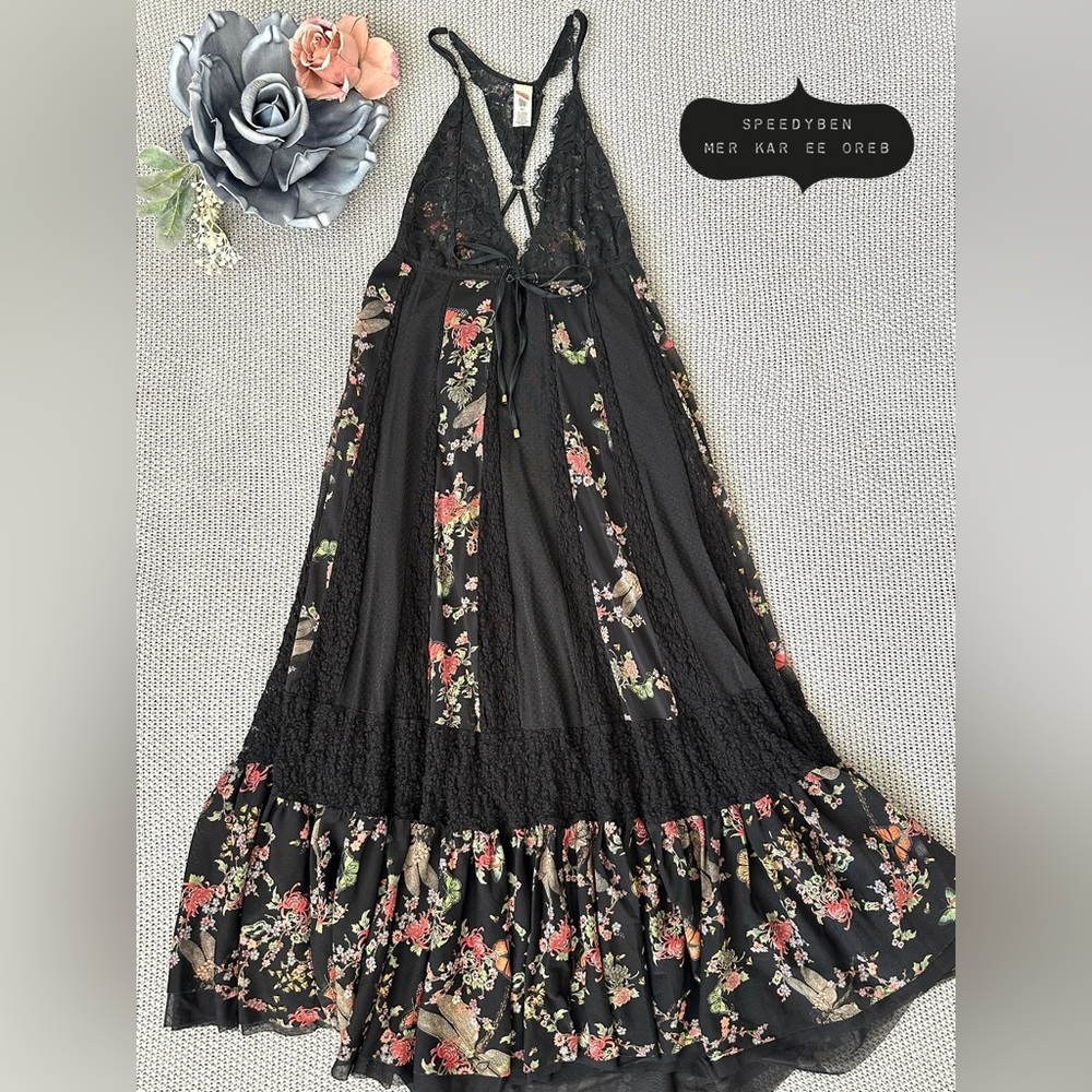 HAH Black Floral V-Neck Dress M/L